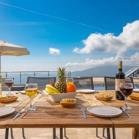 5 Bedroom - 1064 Willa Kalkan