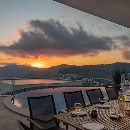 5 Bedroom - 1064 Kalkan