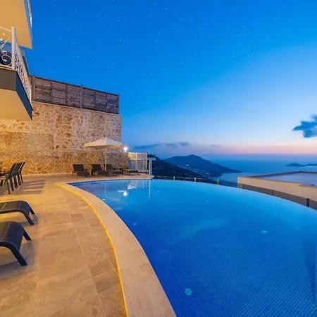 5 Bedroom - 1064 Willa Kalkan