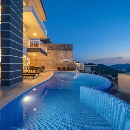 5 Bedroom - 1064 Kalkan